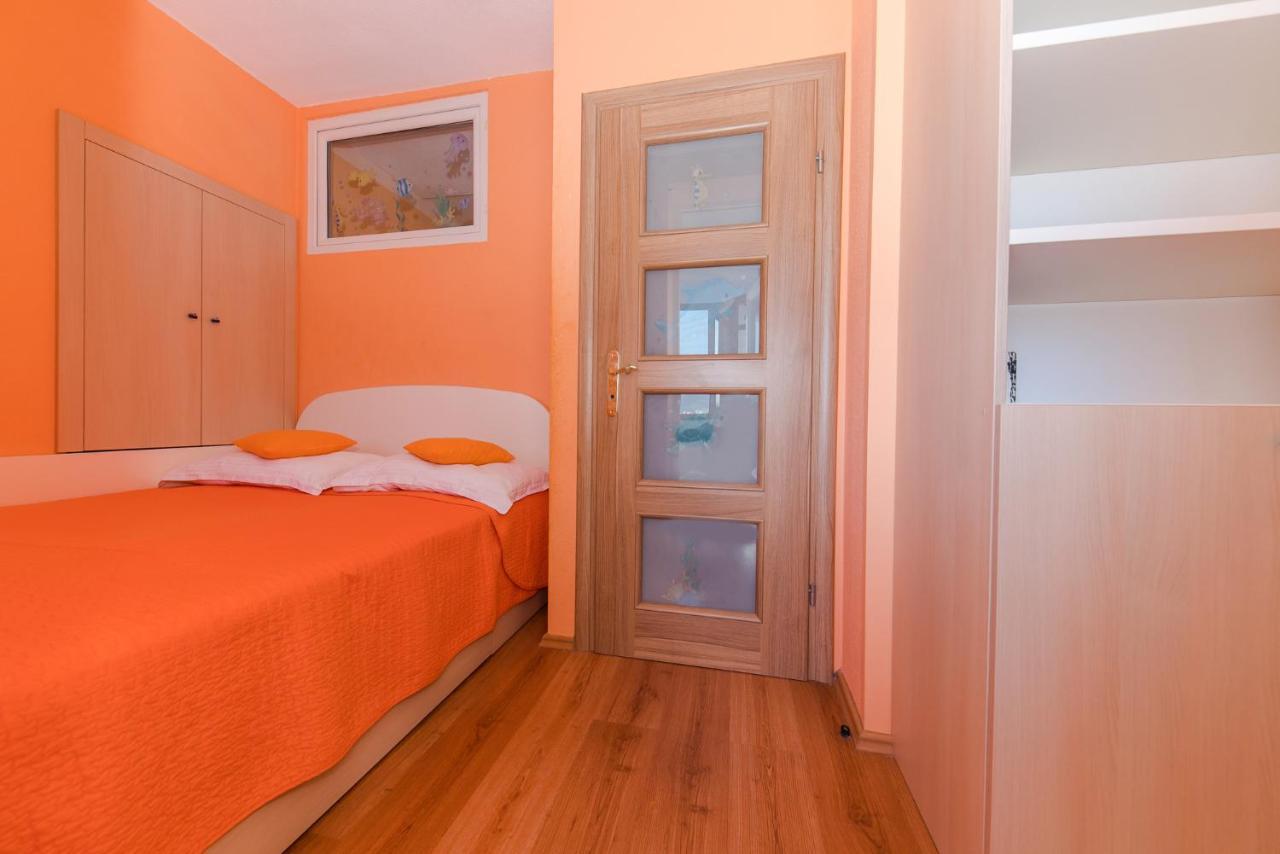 Apartments Marko Трогир Екстериор снимка
