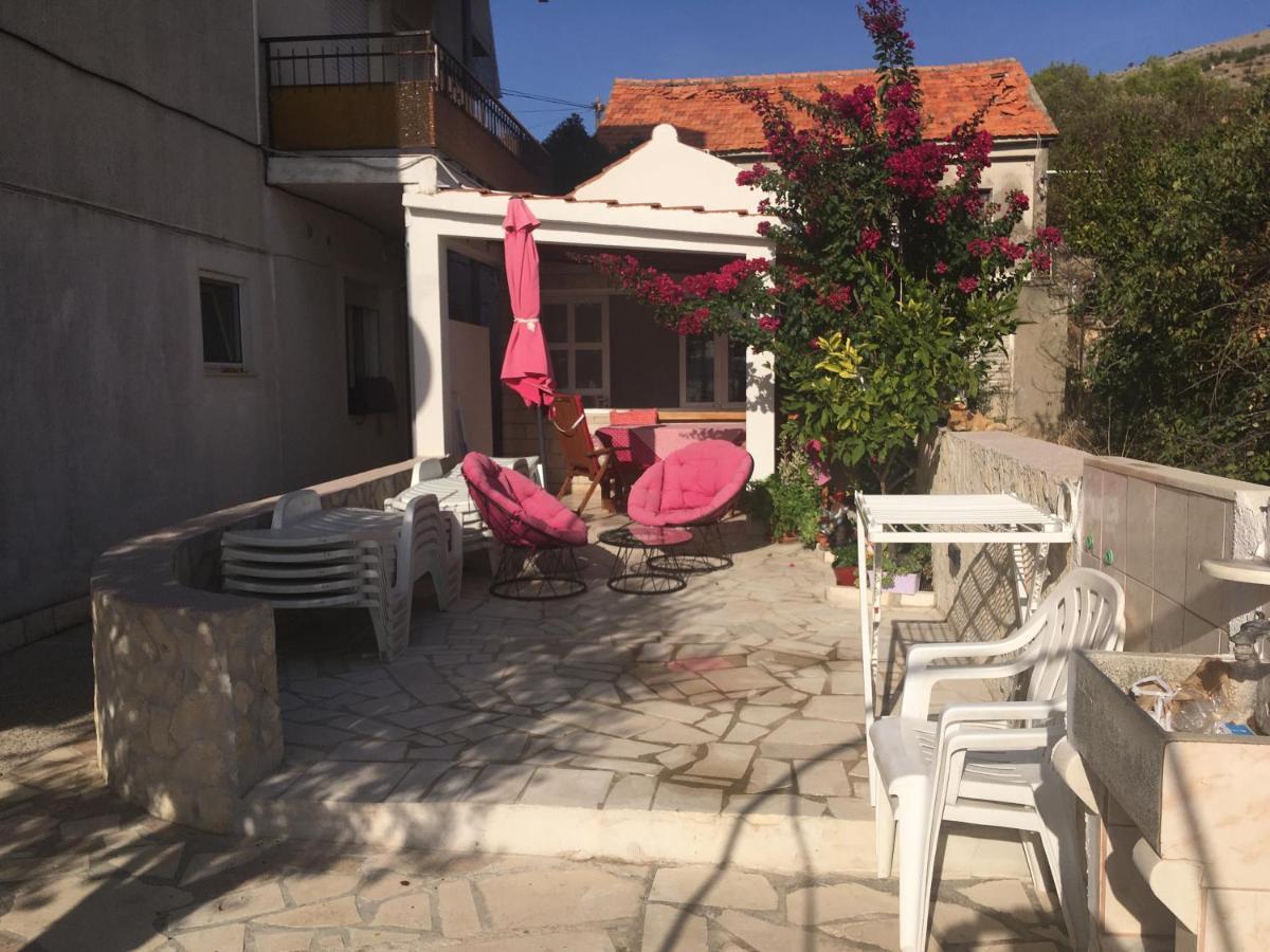 Apartments Marko Трогир Екстериор снимка