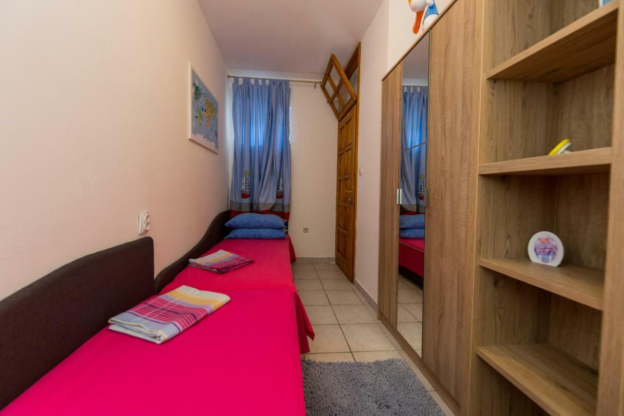 Apartments Marko Трогир Екстериор снимка